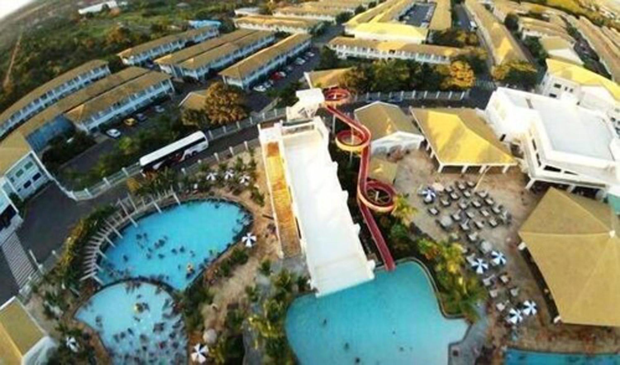 L'Acqua Diroma - Oficial - Piscinas 24 Horas Caldas Novas Exteriör bild